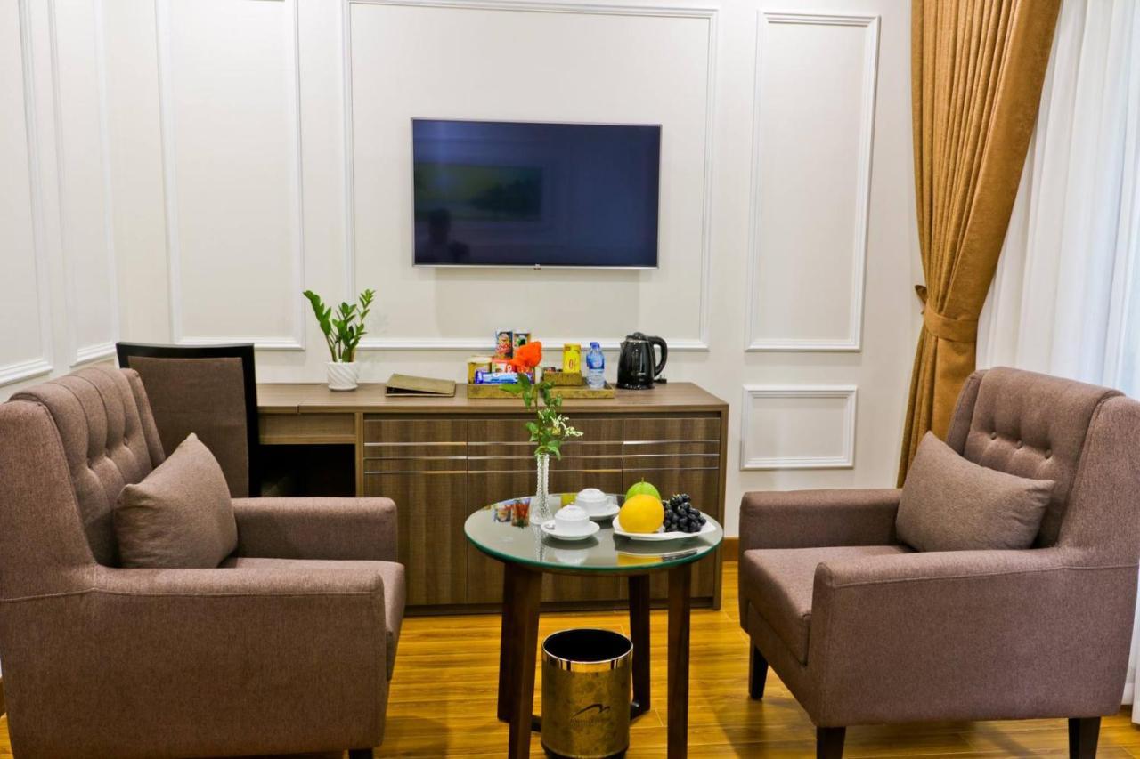 Dai Phat Hotel Hanoi Exterior foto